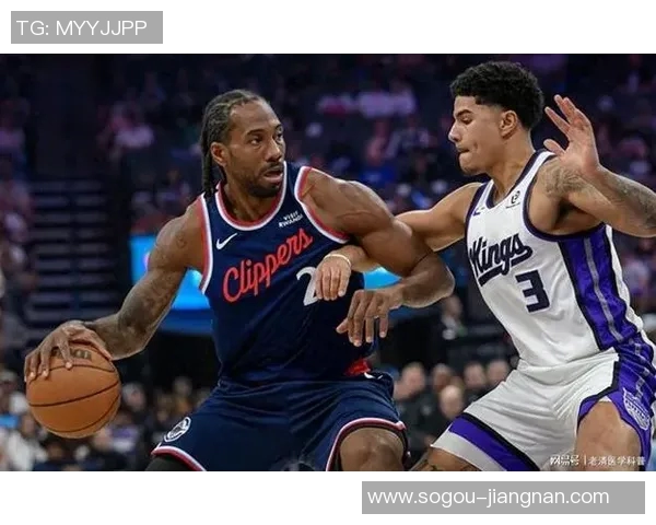 快船逆转胜利背后英雄科林斯展现团队蜕变与拼搏精神